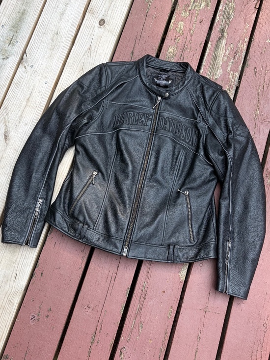 Harley-Davidson Jackets & Blazers - Vintage Harley Davidson Jacket Black Women's Meidum Leather 2008 Full Zip Biker